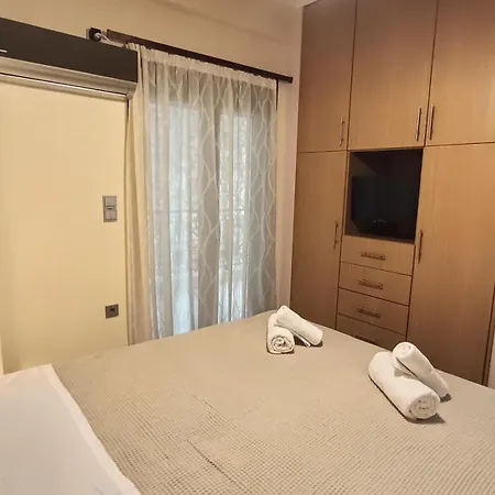 Διαμέρισμα Gk *